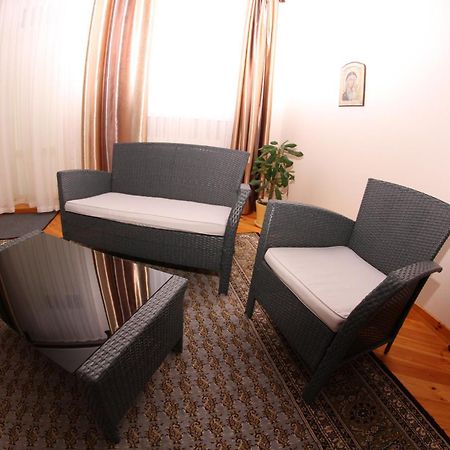Uyut Hotel Tjernihiv Eksteriør billede