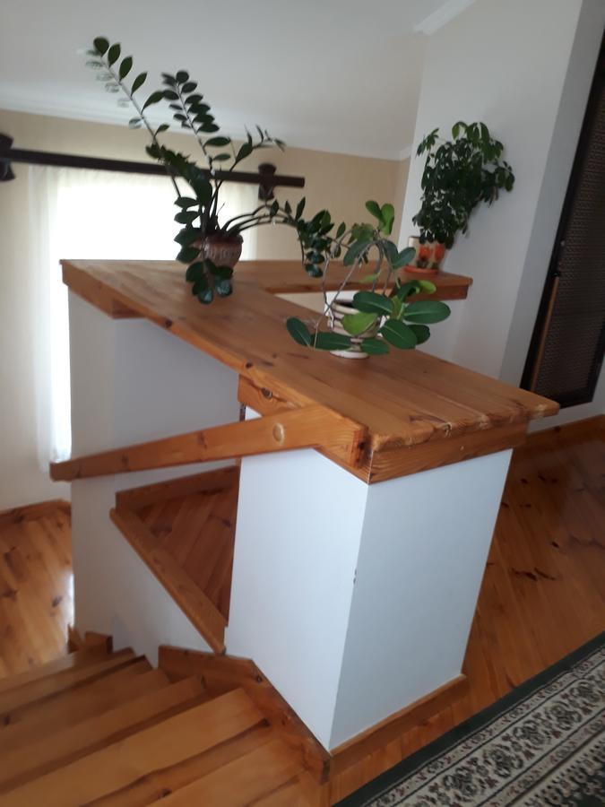 Uyut Hotel Tjernihiv Eksteriør billede
